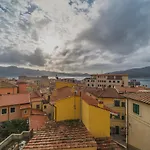 Bilocale Nel Centro Di شقة