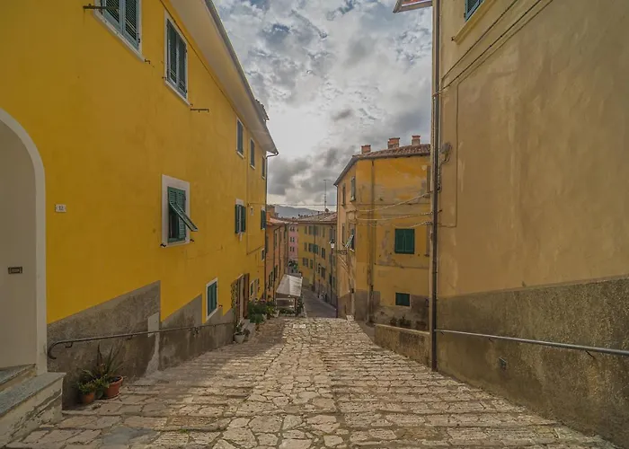 Bilocale Nel Centro Di Διαμέρισμα Portoferraio